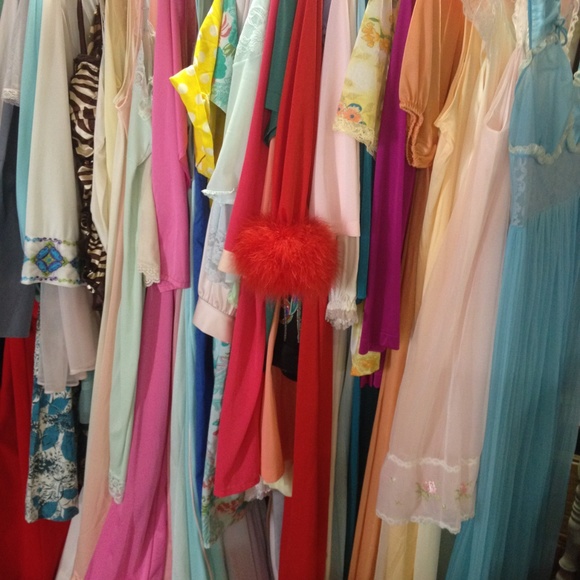 Meet your Posher, Heather - Picture 2 of 4